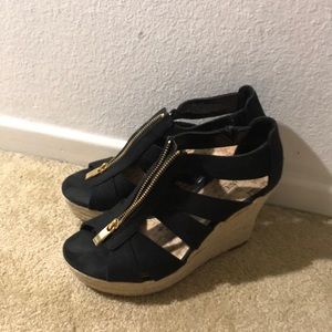 women’s 7&1/2 black heels
